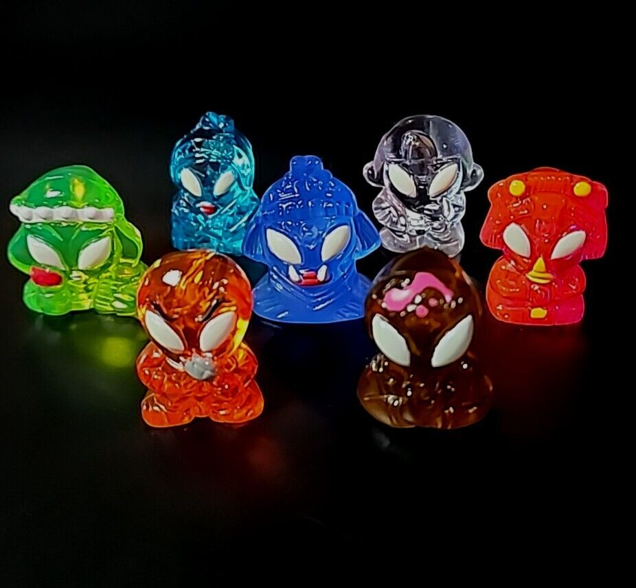 7 Gogo\'s Crazy Bones Rare Aliens Clear Glow In The Dark Glowies Great Condition 