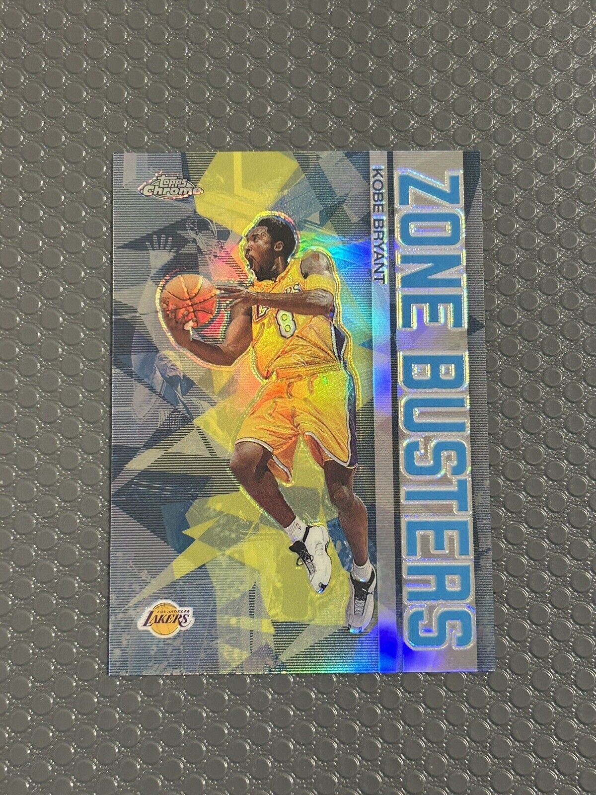 2002-03 Topps Chrome Kobe Bryant Zone Busters REFRACTOR Lakers #8