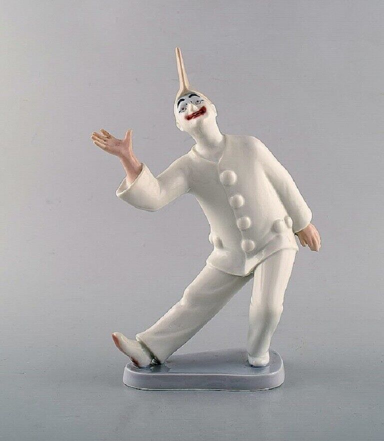 Bing & Grondahl porcelain figurine. Pierrot. Model Number: 2353