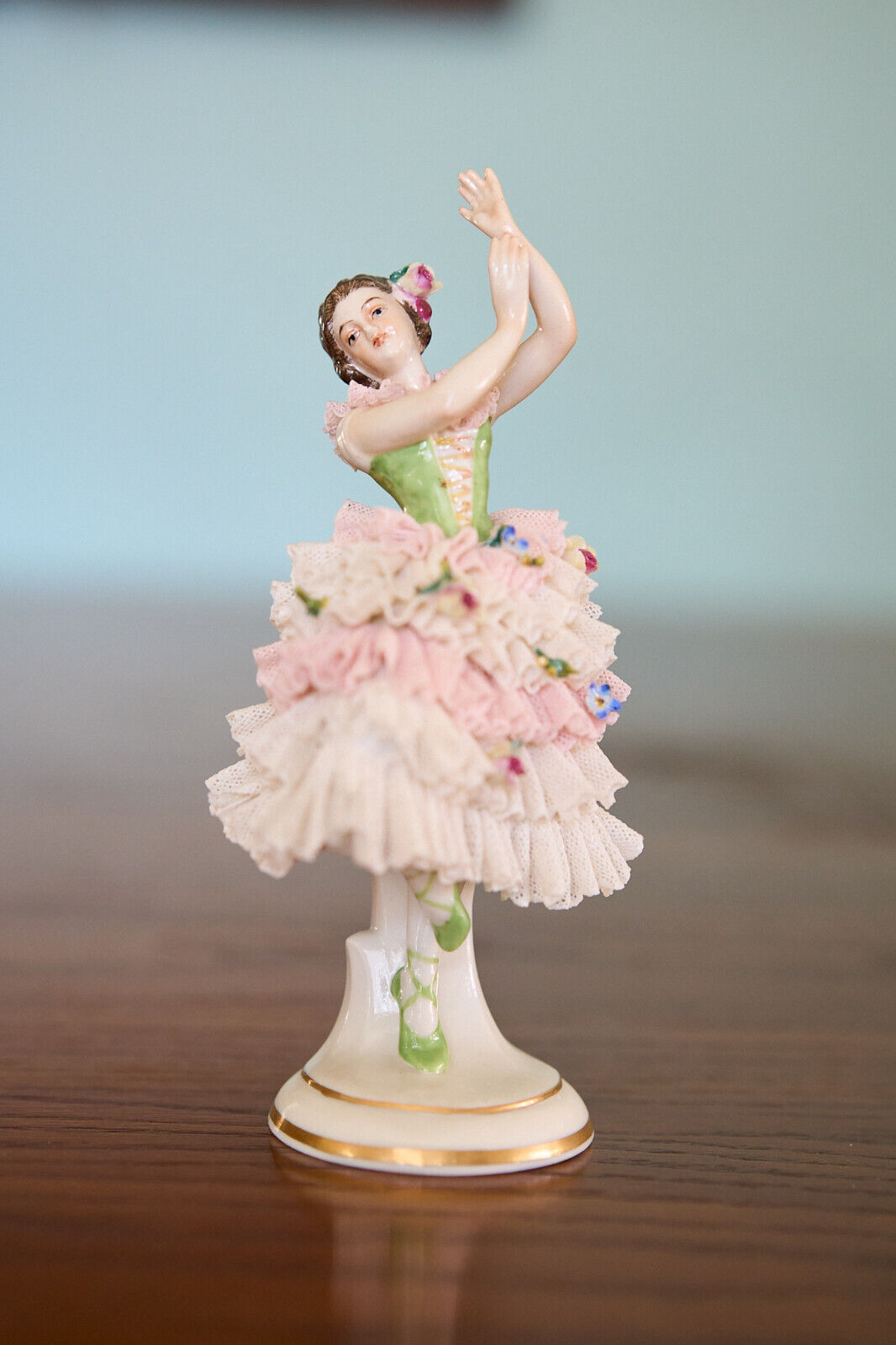 Volkstedt 1762 Dresden Porcelain Lace Ballerina Dancer 7\