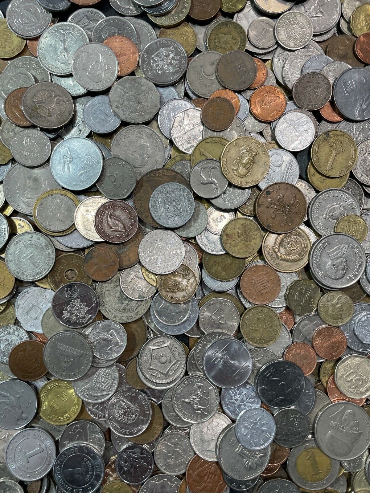 Huge Bulk Mixed Lot of 100 Assorted Foreign Coins From Around the World