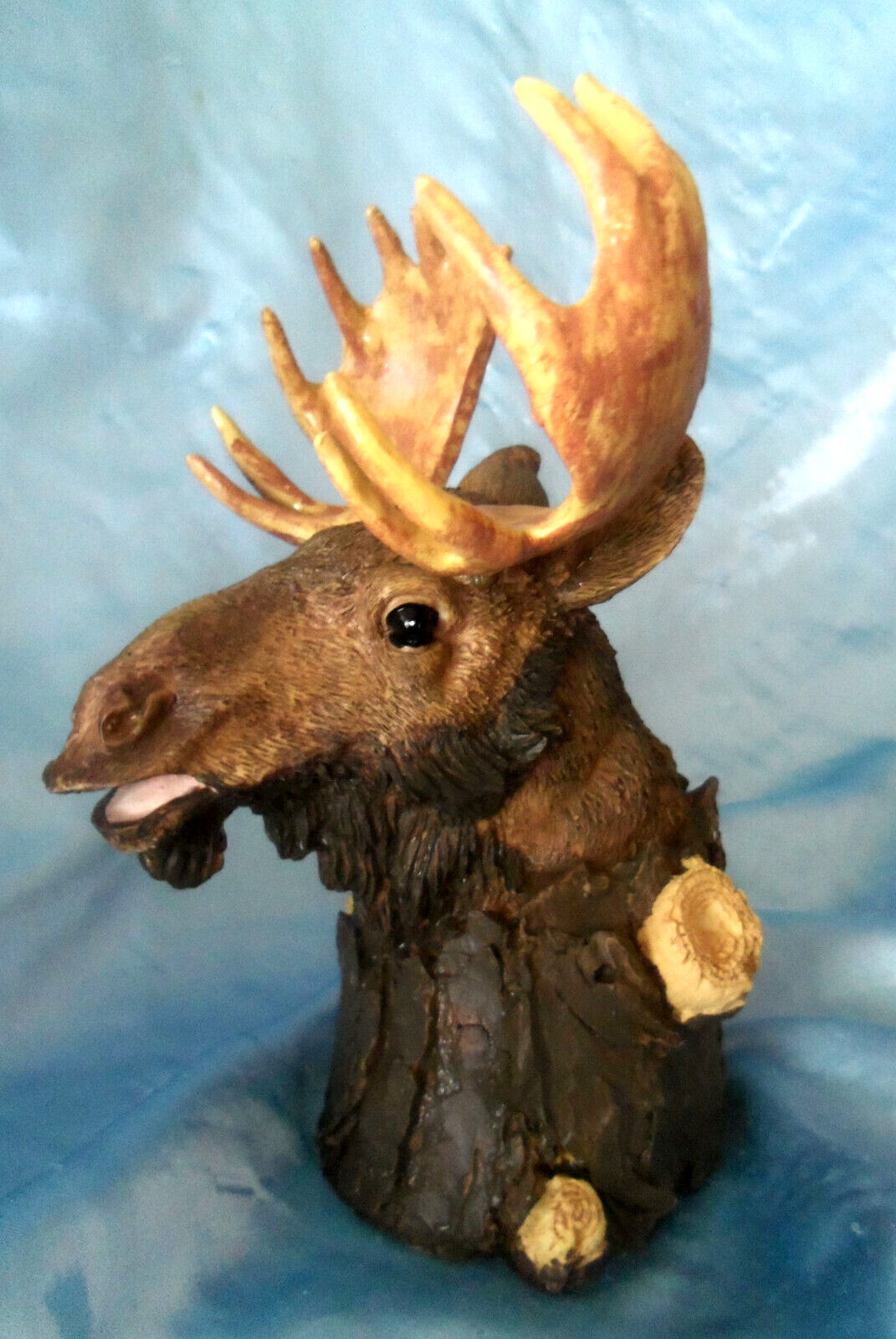 Moose Head Bust Figurine 8