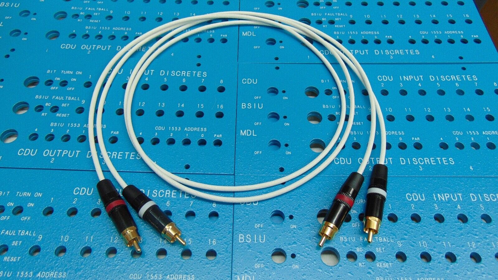 Low Capacitance RCA Audio Interconnect Cables 1 Meter 1965 vintage SPC 16.2pf/ft