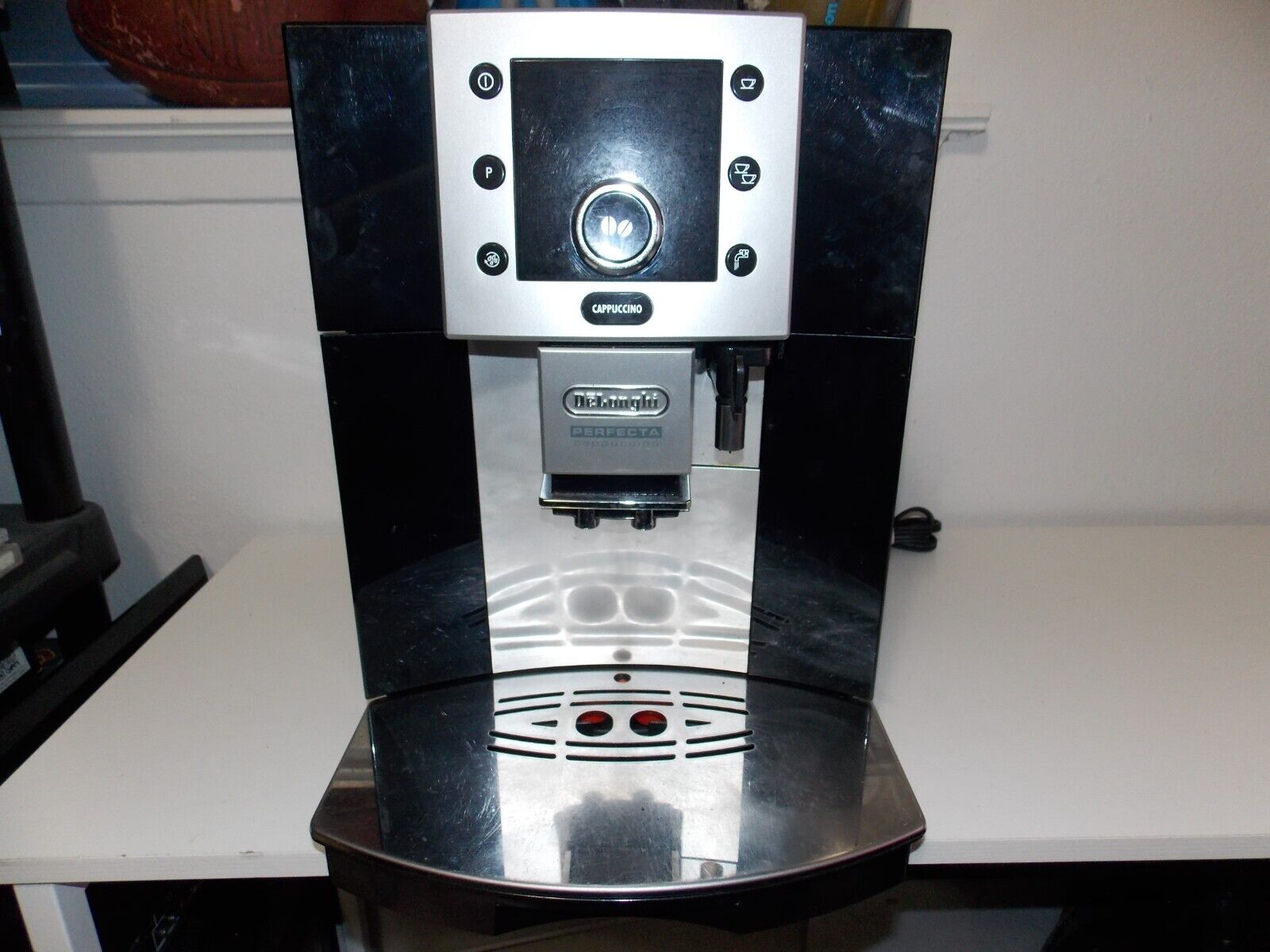 AS IS DeLonghi Perfecta Cappuccino Automatic Espresso Machine ESAM-5500 Read