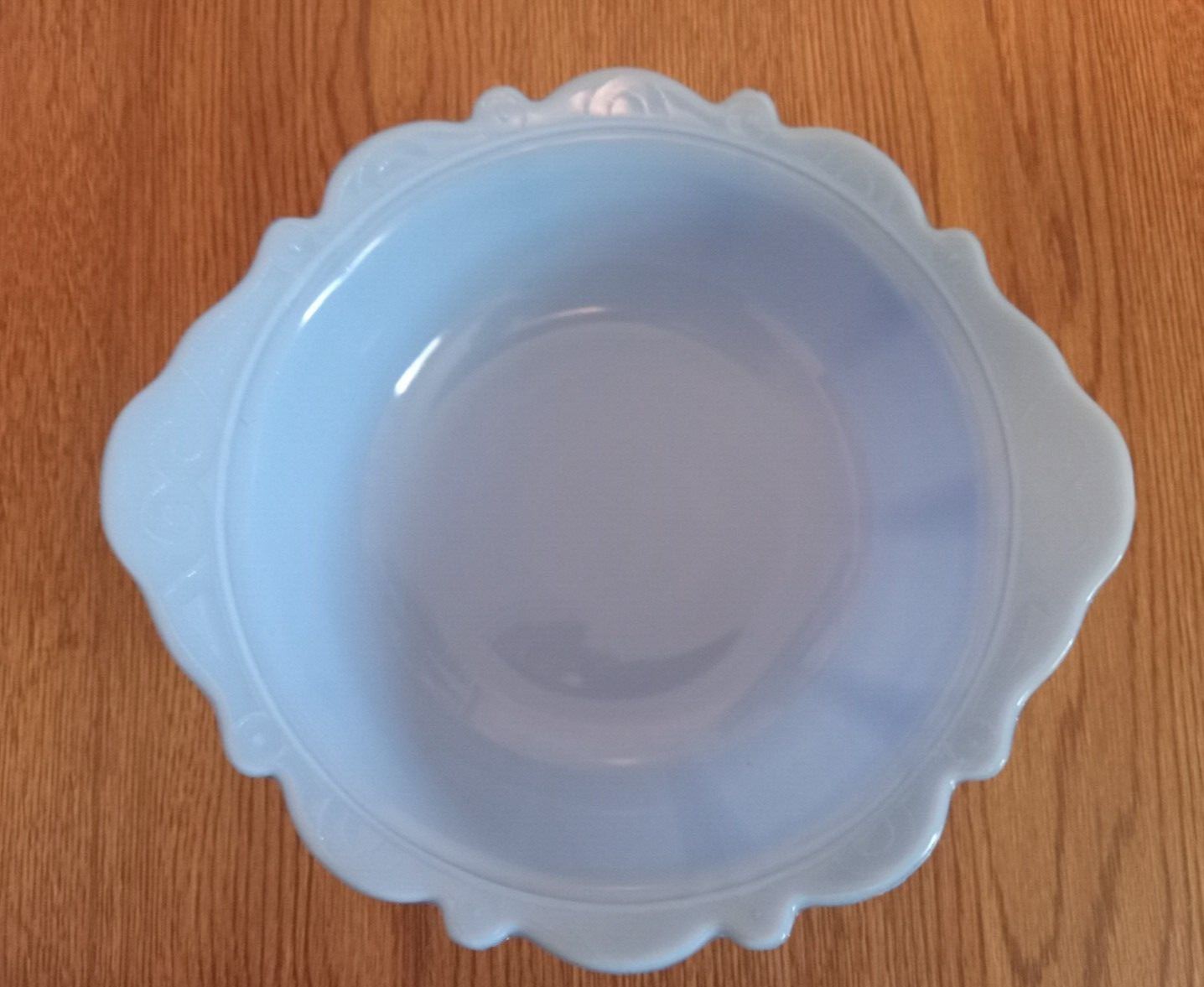 1930\'s VTG McKee Blue Delphite Milk Glass Serving Bowl