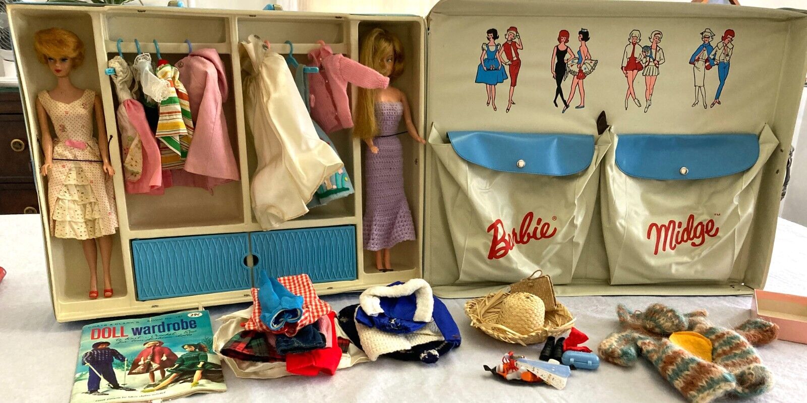 Vintage Barbie Mattel Lot, Cases, Dolls, Clothes, Accessories, Plus more 1958-60