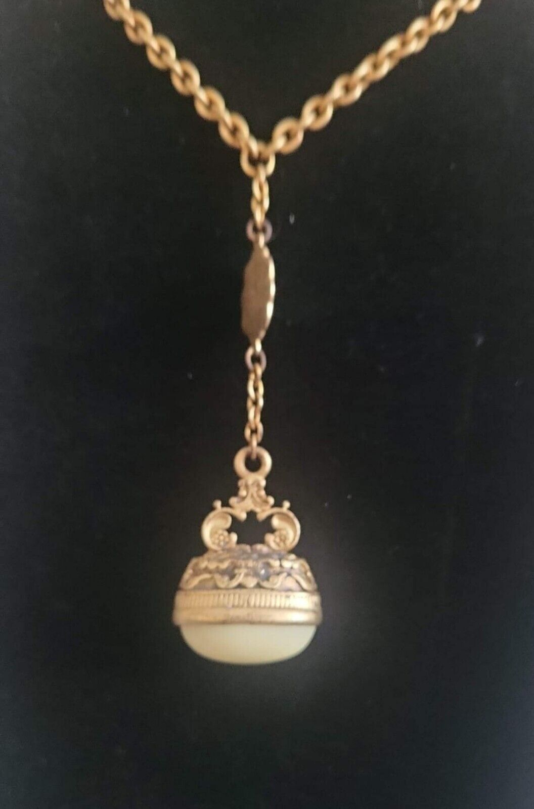 Necklace Fob White Stone with an ornately embossed design Goldtone 32\