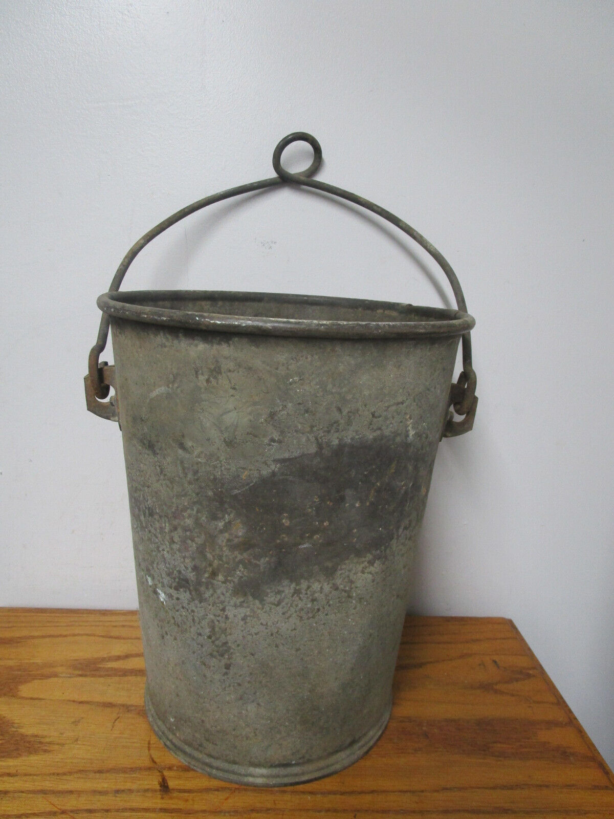 Antique Loop Handle Galvanized Metal Well Bucket , Farm Primitive