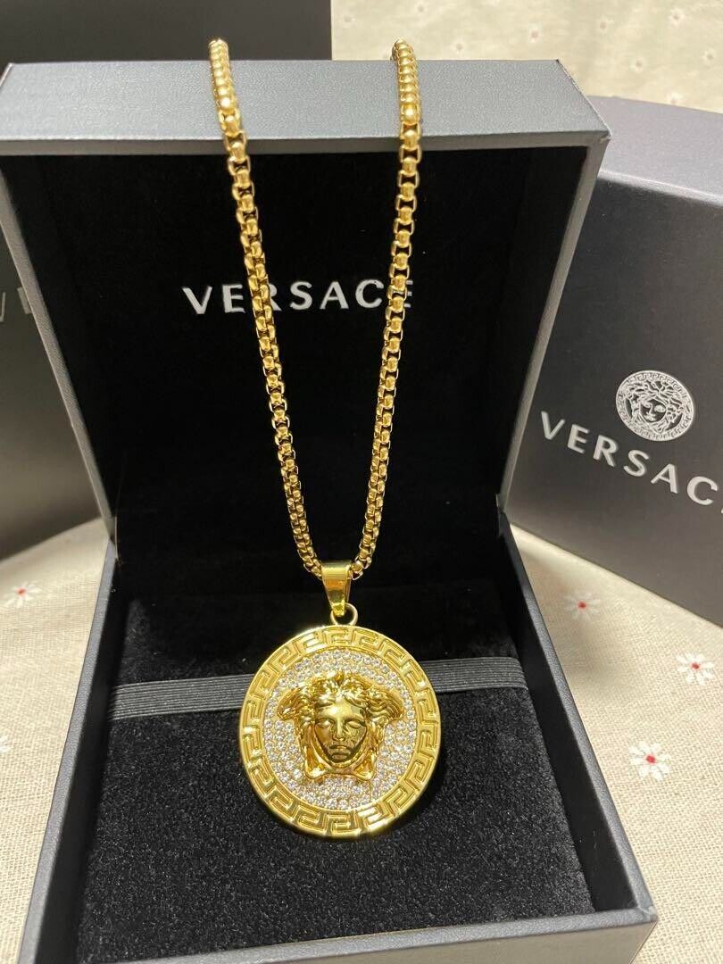 Versace Gold Medusa Necklace Beautiful Popular Stylish Authentic