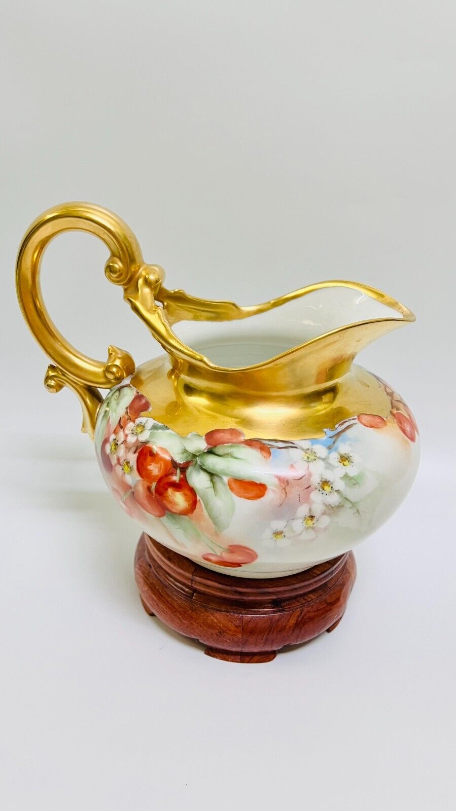Limoges T&V France 1892-1907 Porcelain Hand Painted Fruit Cider Pitcher, Gold