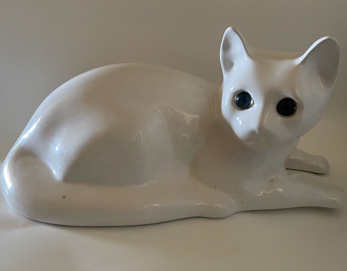 Vintage large, white, ceramic cat statue, blue eyes Elpa Alcobaca portugal
