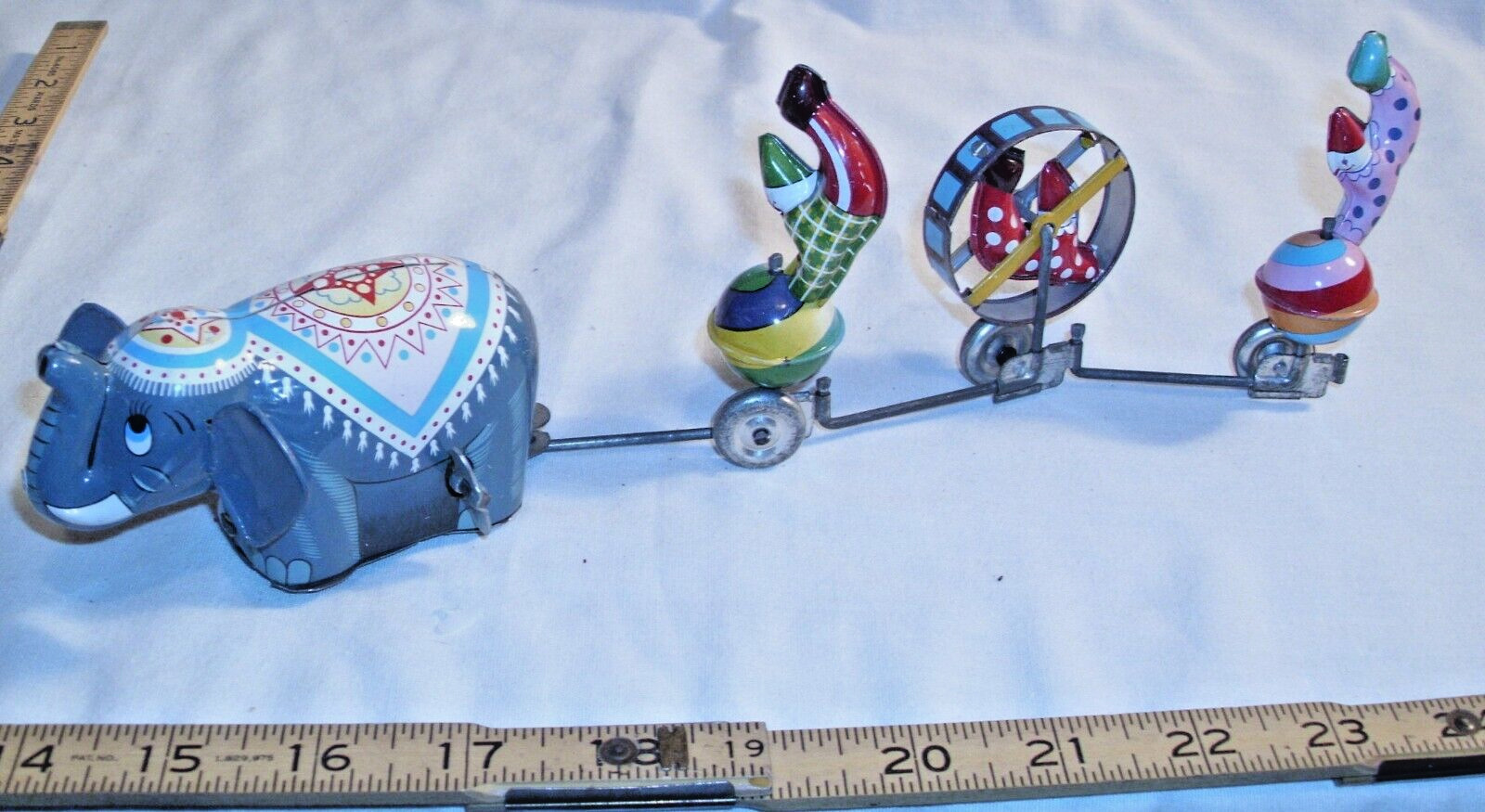 TPS CIRCUS PARADE TIN WIND UP TOY 1950s JAPAN WORKS