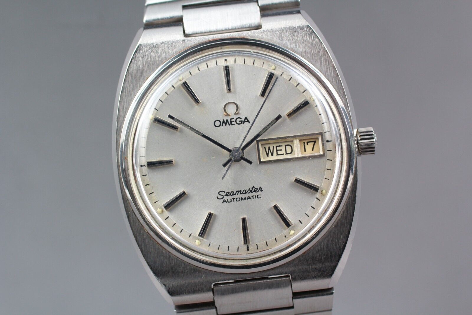 **NEAR MINT** Vintage OMEGA Seamaster Cal.1020 Automatic Silver Dial Men\'s Watch