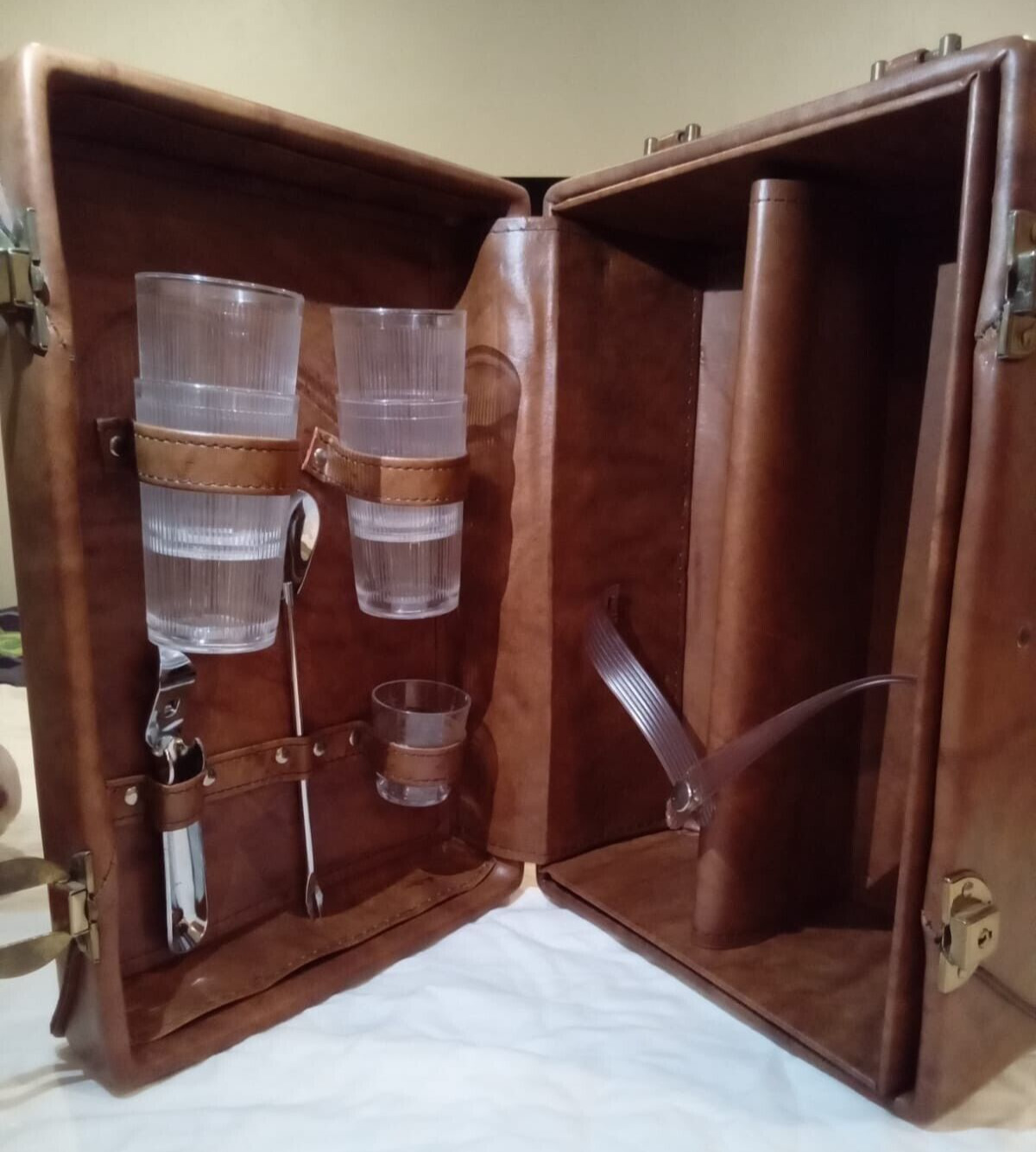 Vintage Travel Bar Set - Beautiful and Unique Carry Case with Top Handle
