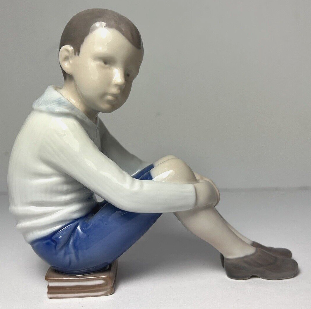 B&G Bing & Grondahl Porcelain Figure Made In Denmark #1742 BOY Sitting On Books