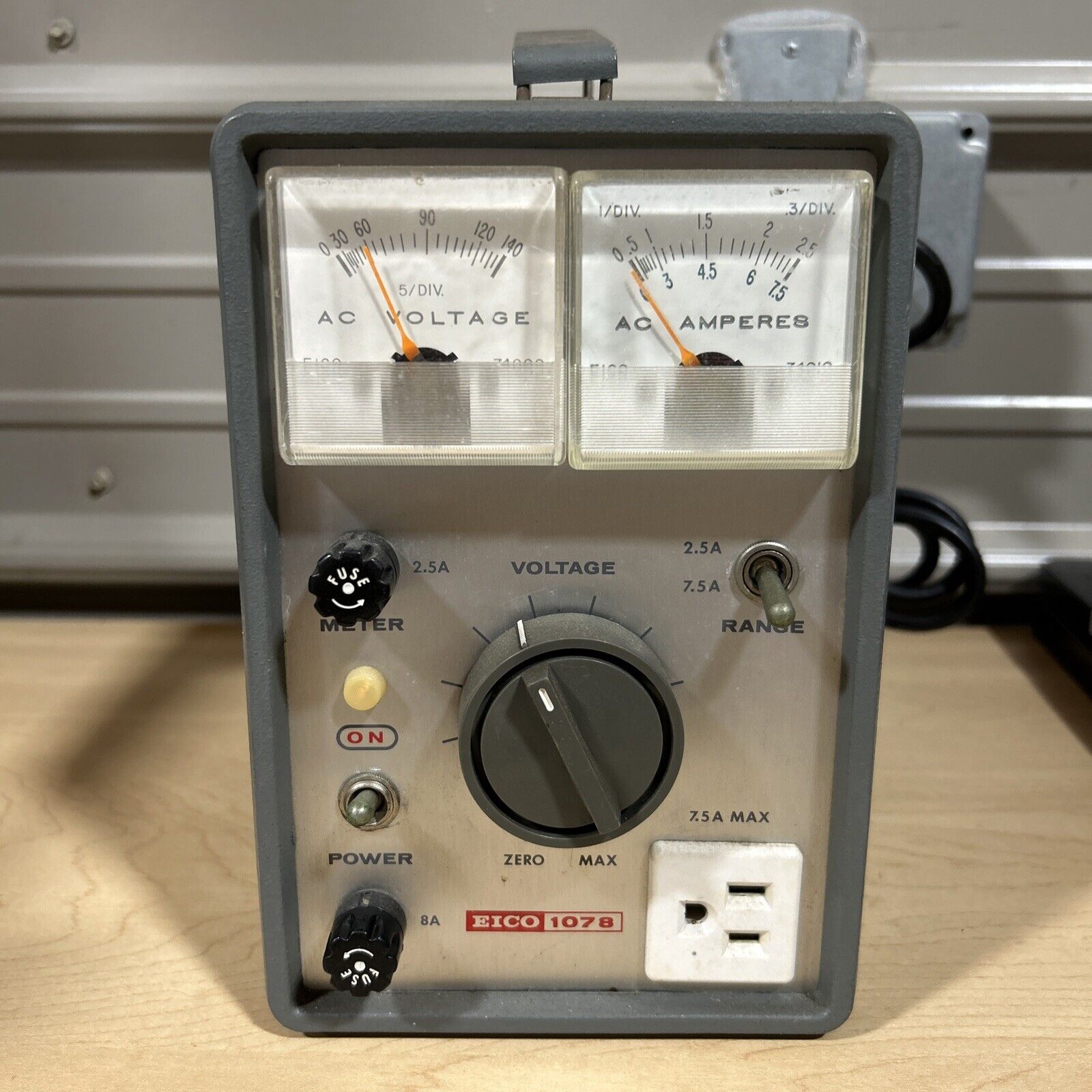 EICO 1078 Vintage Analog Variable AC Power Supply 117 VAC 8 Amp