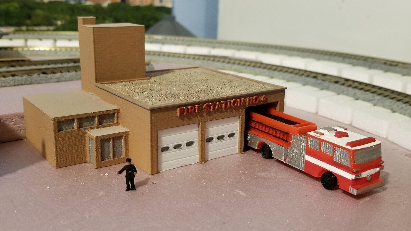 N Scale One Story Main Street Fire Station White Unpainted