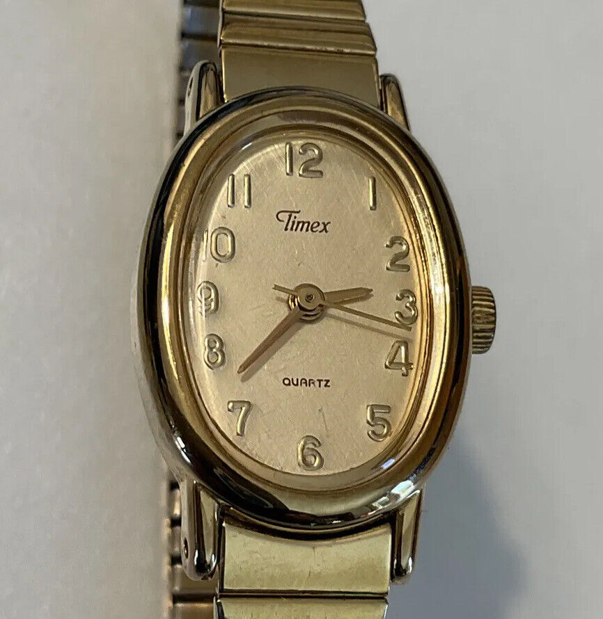 Beautiful Vintage Timex Womens Watch Gold Tone Case and Expansion Band Bin G