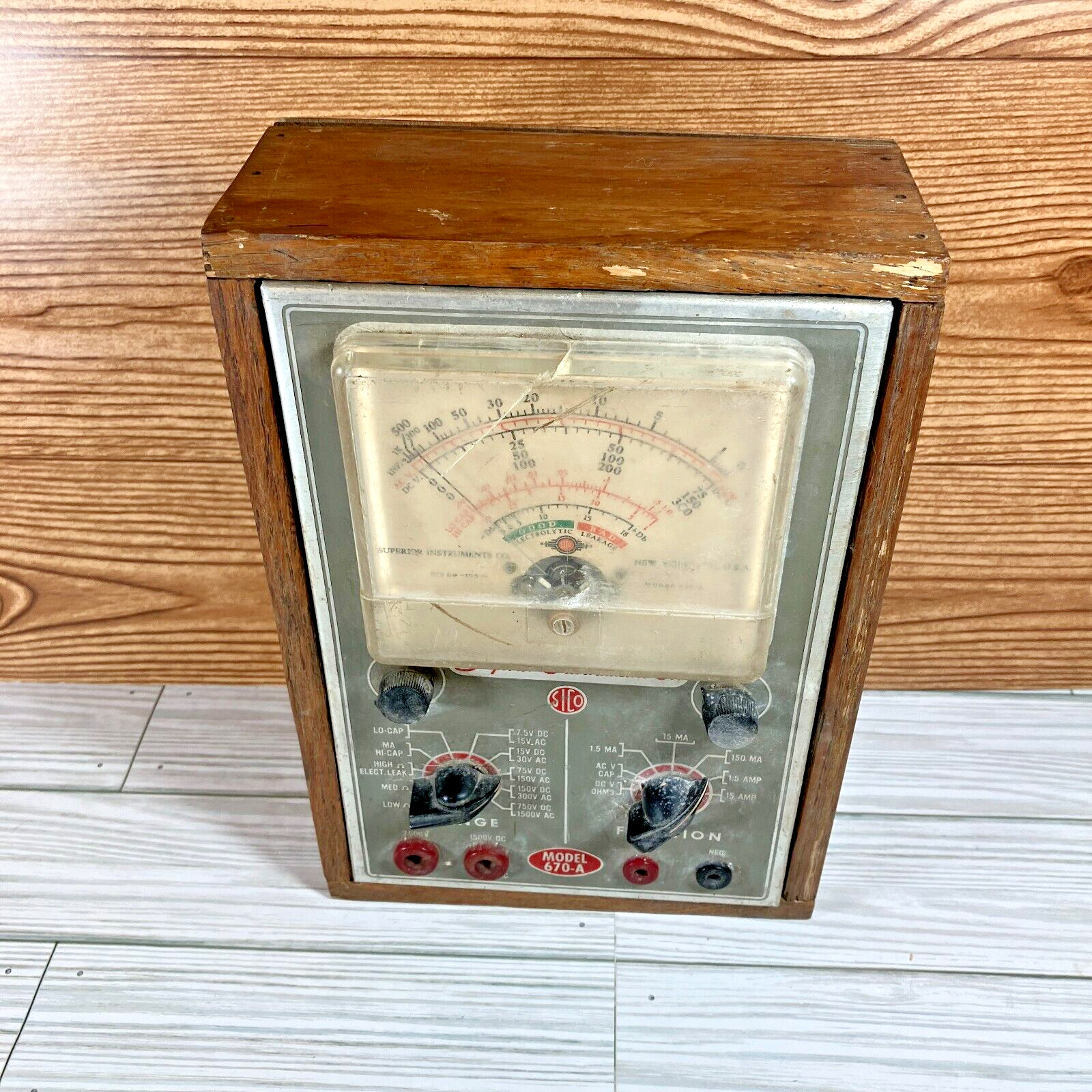 Superior Instruments Co Model 670 Electrolytic Leakage-Ohms Vintage Untested