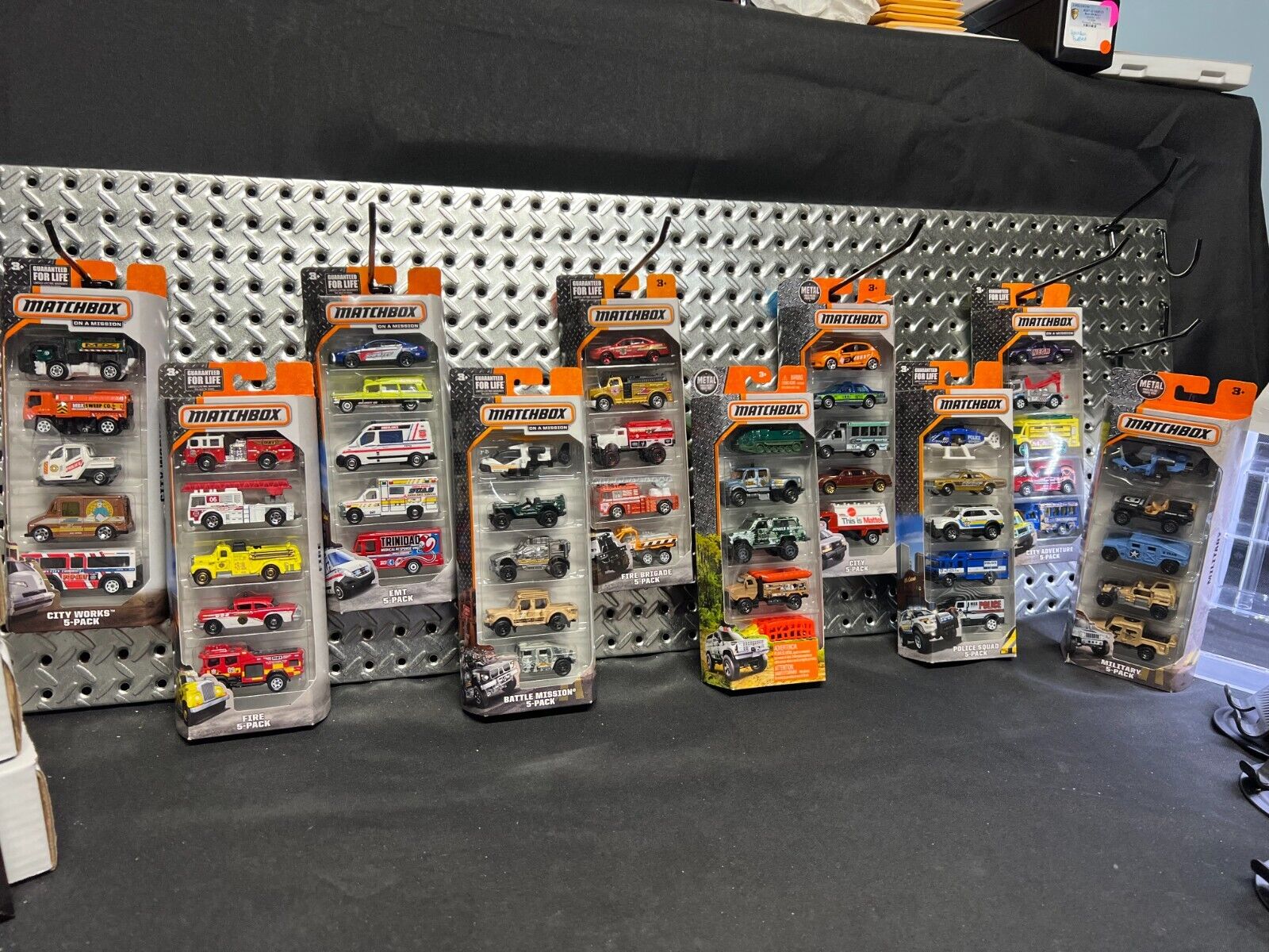 COLLECTORS: 2014 Matchbox 5 Pack Gift Boxes (NEW) YOU PICK EM