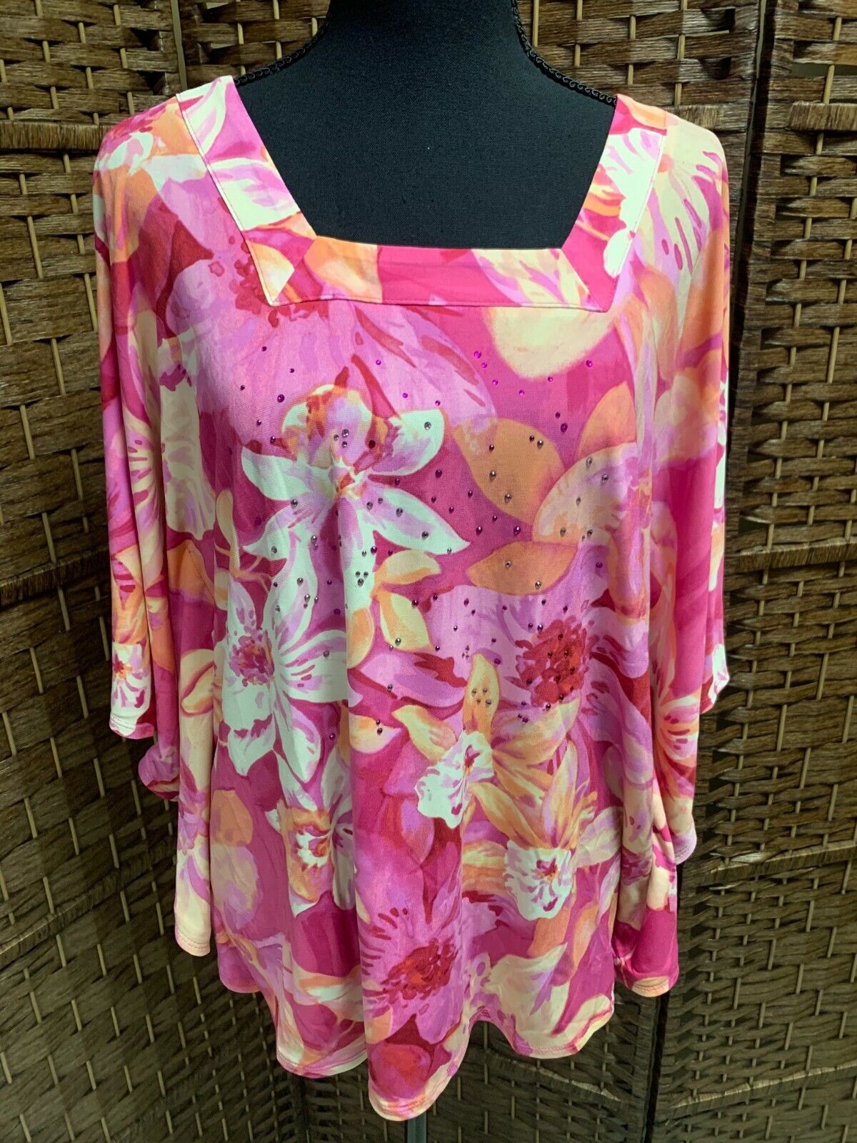 Women\'s Susan Graver Blouse Pink Fower Print Shirt XS Bell Sleeves CLAT-22