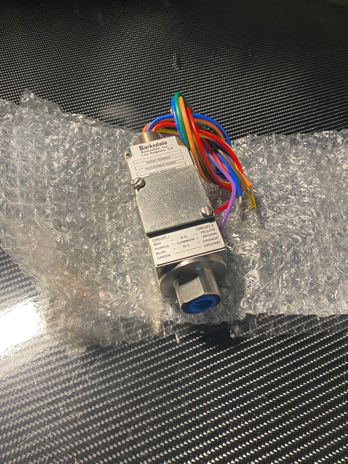 BarksDale  9692X Series Pressure Switch Flameproof 400-3000 psig