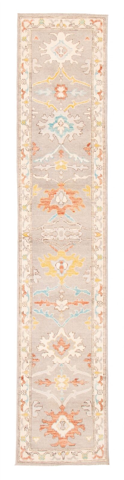Traditional Hand-Knotted Bordered Carpet 2\'7\