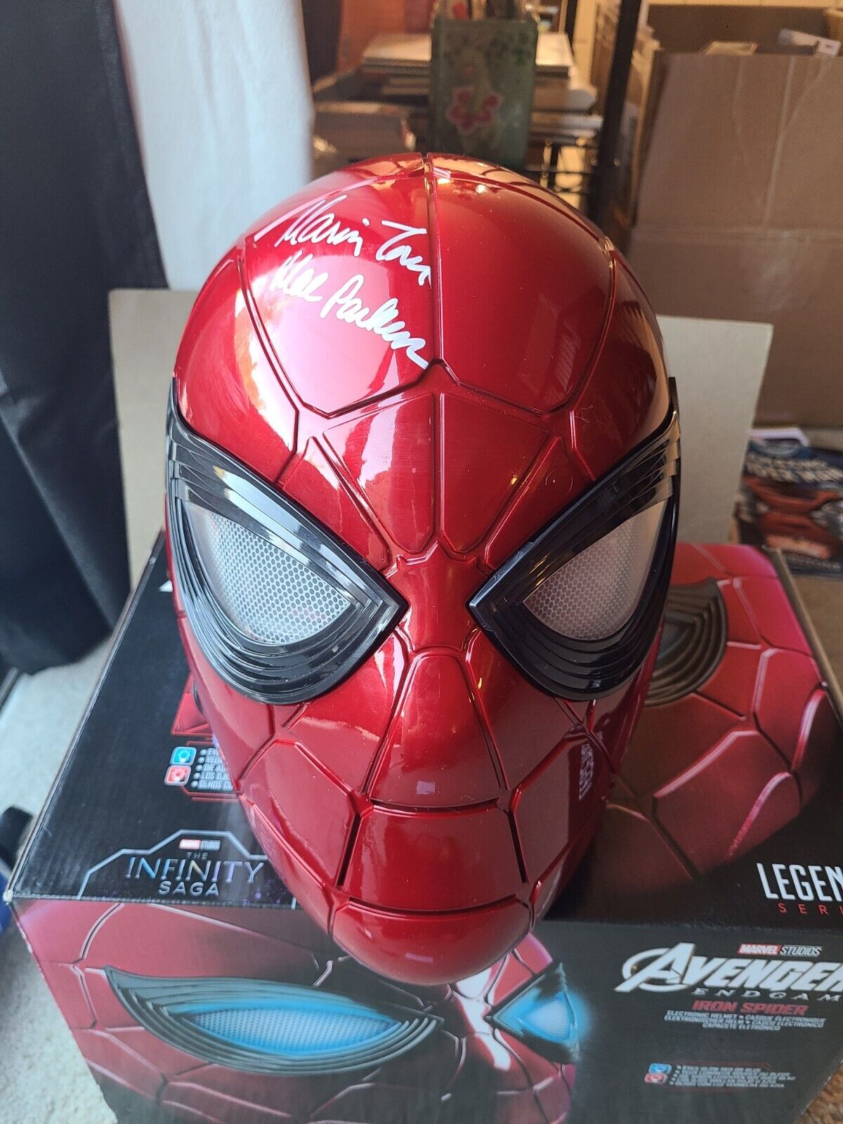 Marisa Tomei Marvel Legends Spider-Man Iron Spider HELMET JSA COA INSCRIPTION