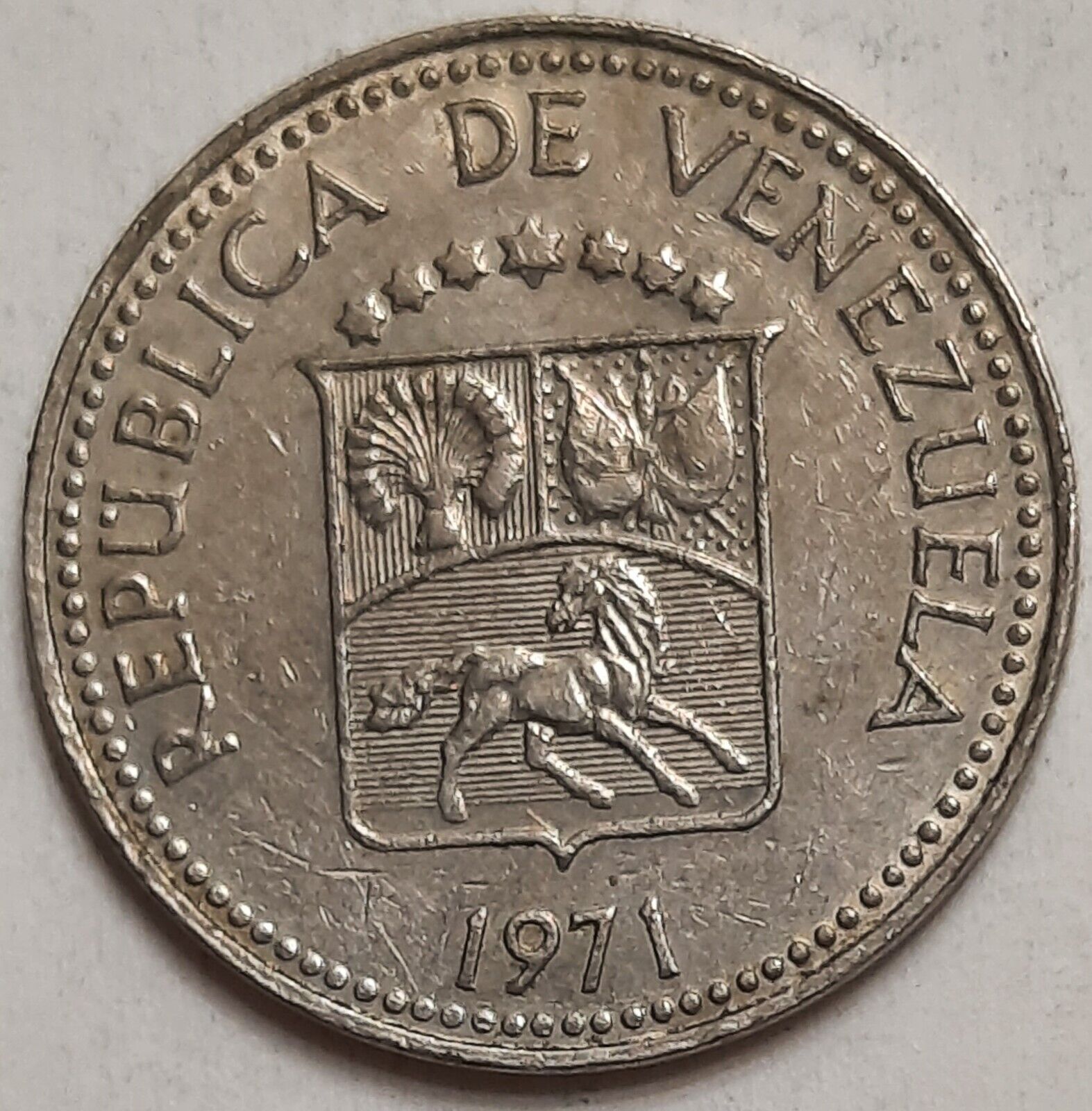 ONE CENT COINS: 1971 Republic Of / Republica De VENEZUELA 10 Centimos Coin