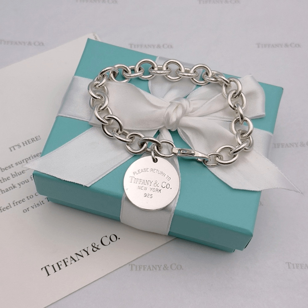 Tiffany & Co. Return to Tiffany Circle Tag Charm Bracelet Sterling Silver W/Bag