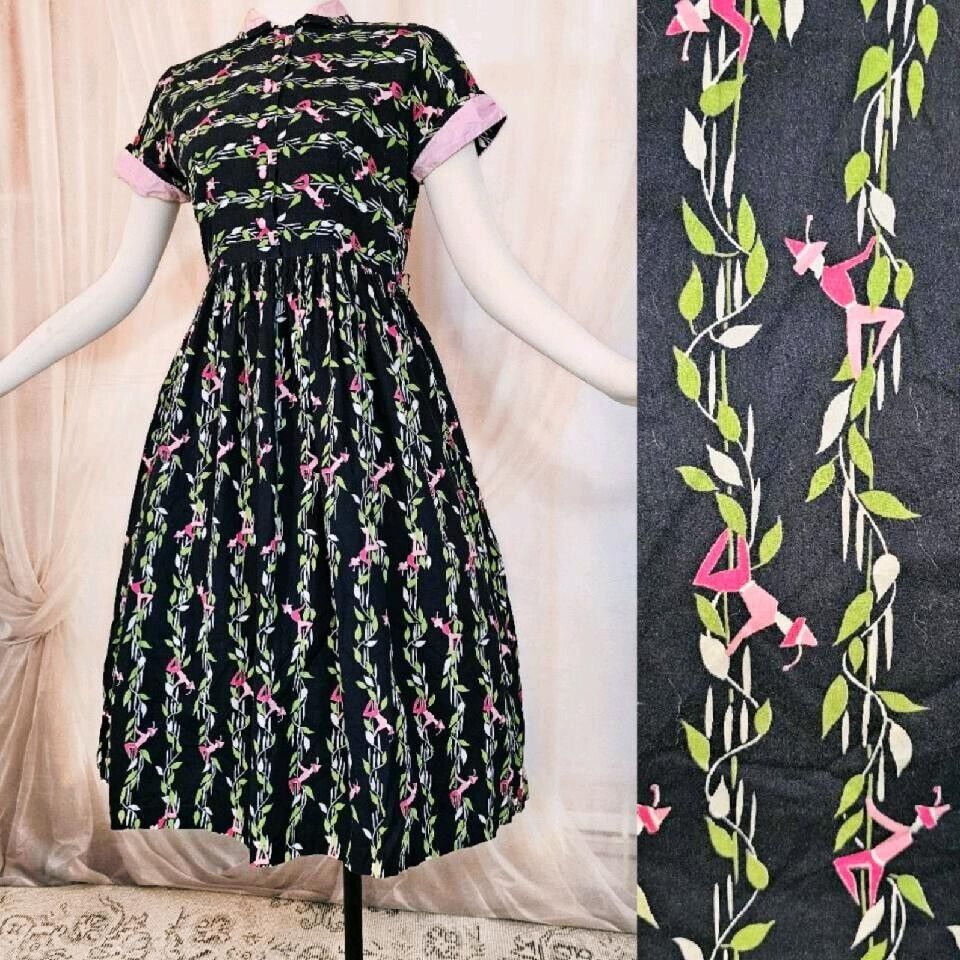 Vintage 1950s Dress Novelty Print Jack and the Beanstalk Pink Green Black 