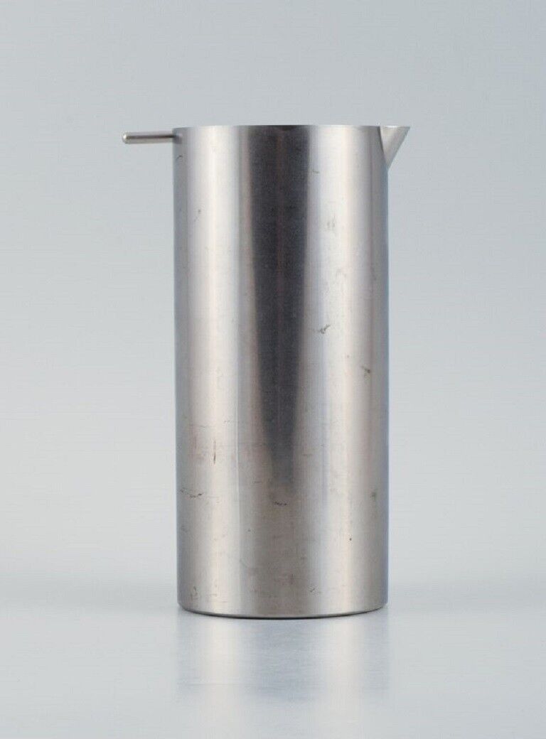 Arne Jacobsen for Stelton cocktail mixer in stainless steel. Approx. 1970s.