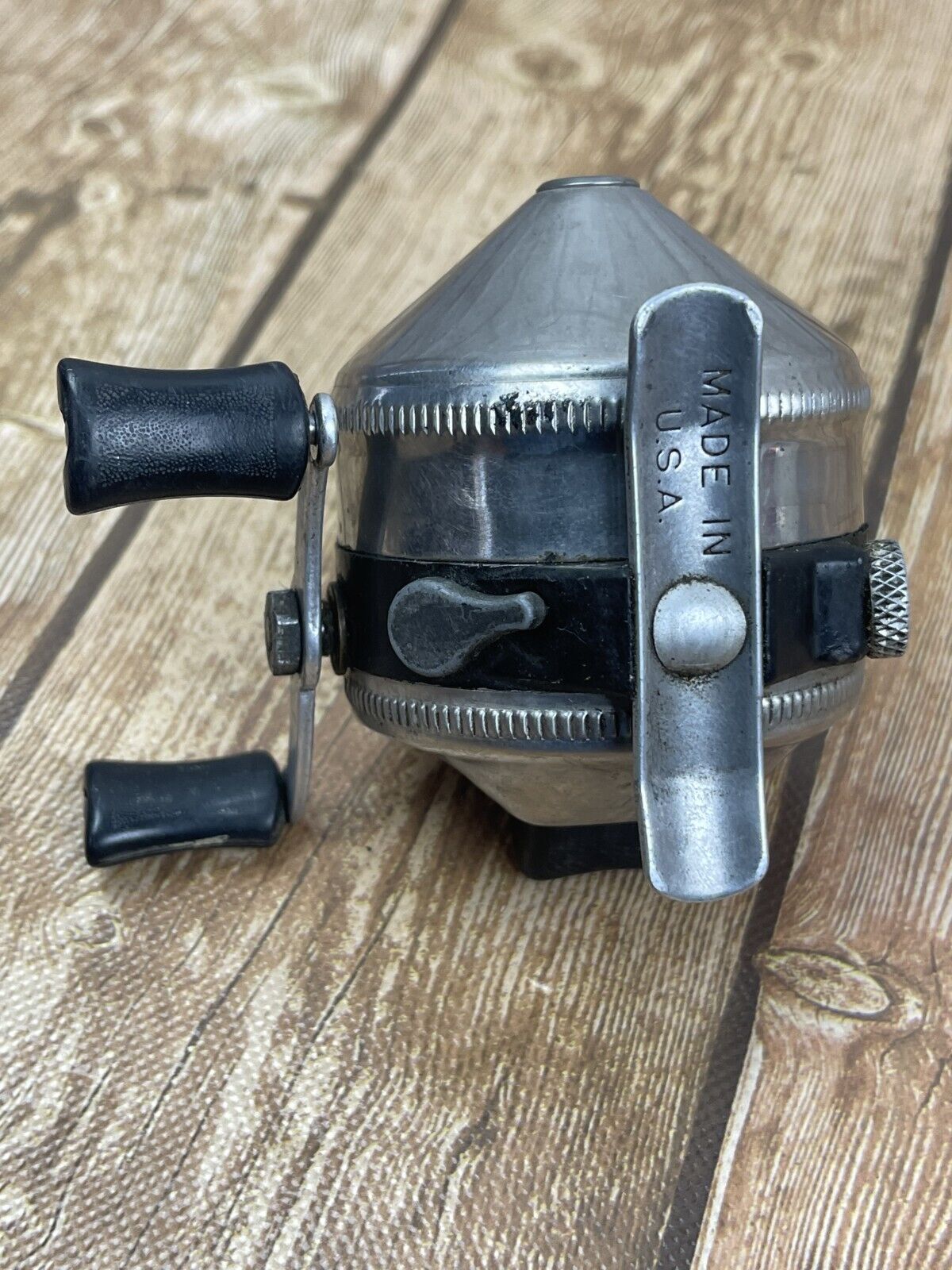 Zebco Spinner Fishing Reel Model 33 