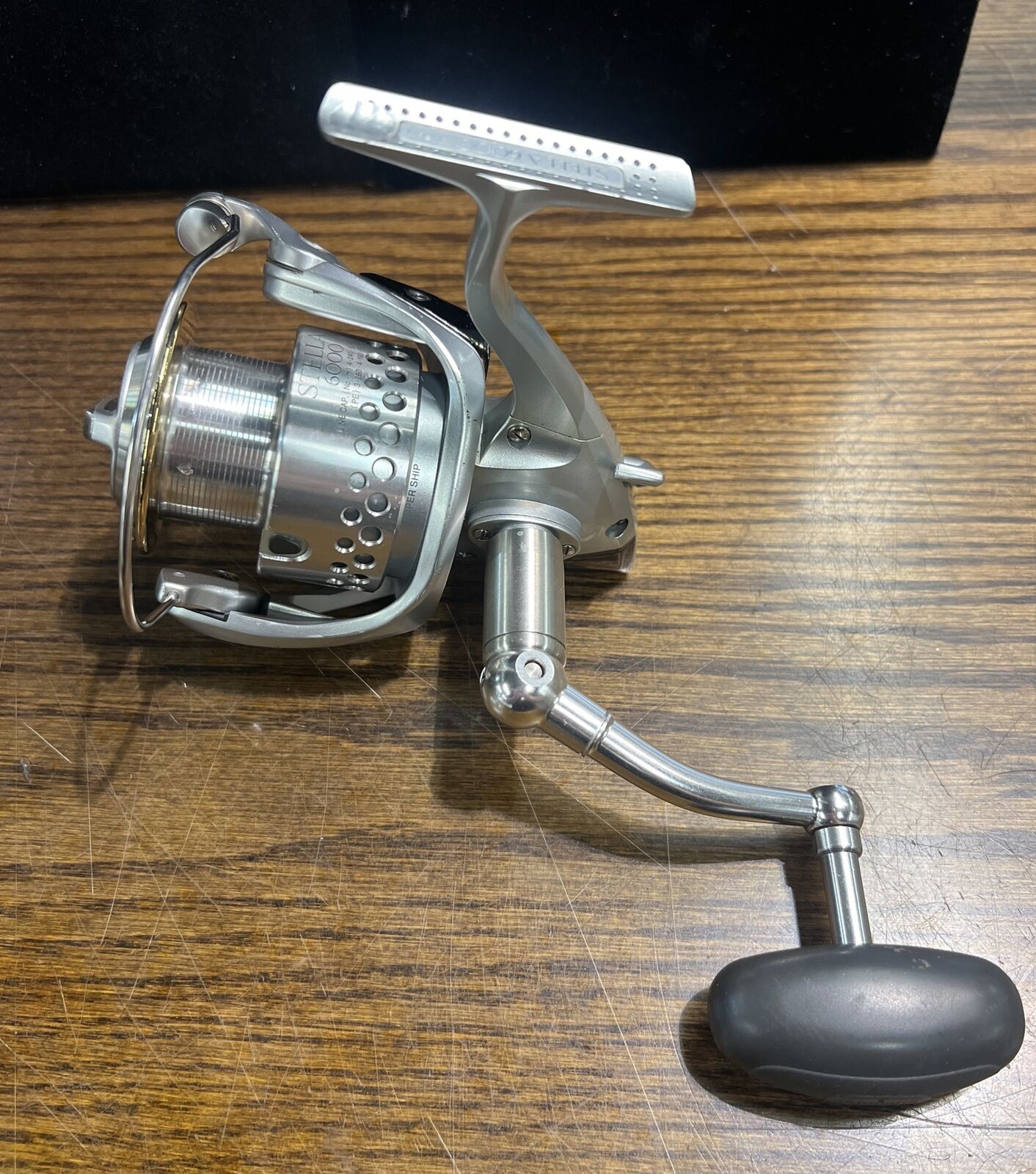 Shimano Stella 6000 Spinning Reel With Case