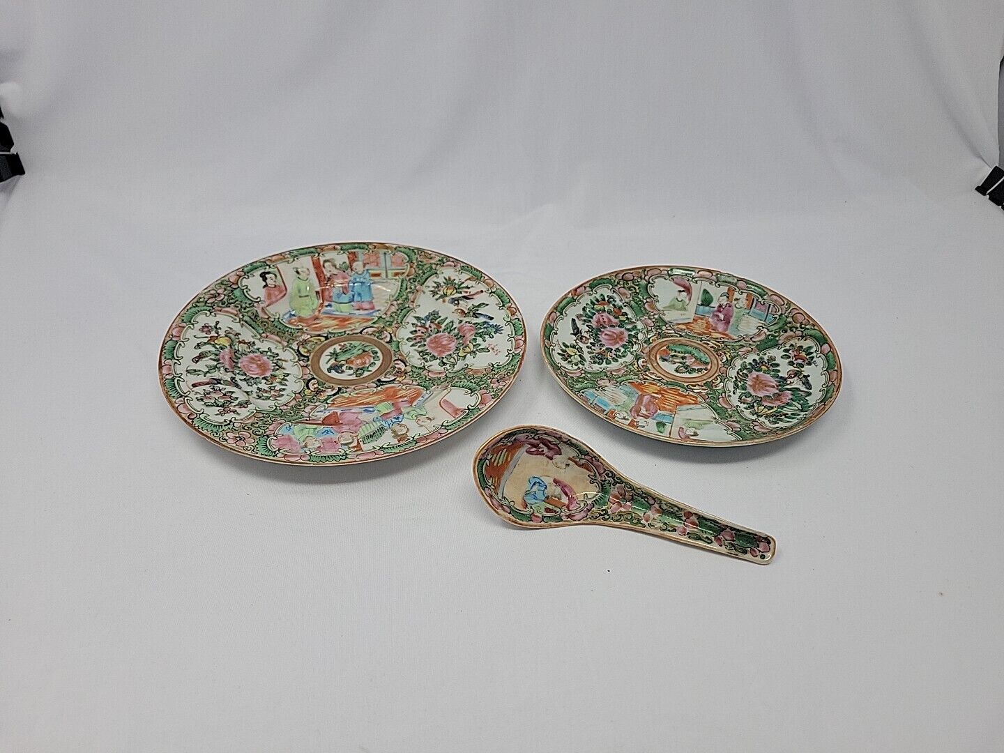 Set 3 Chinese Rose Medallion Hand Painted Porcelain Two Plates And Spoon