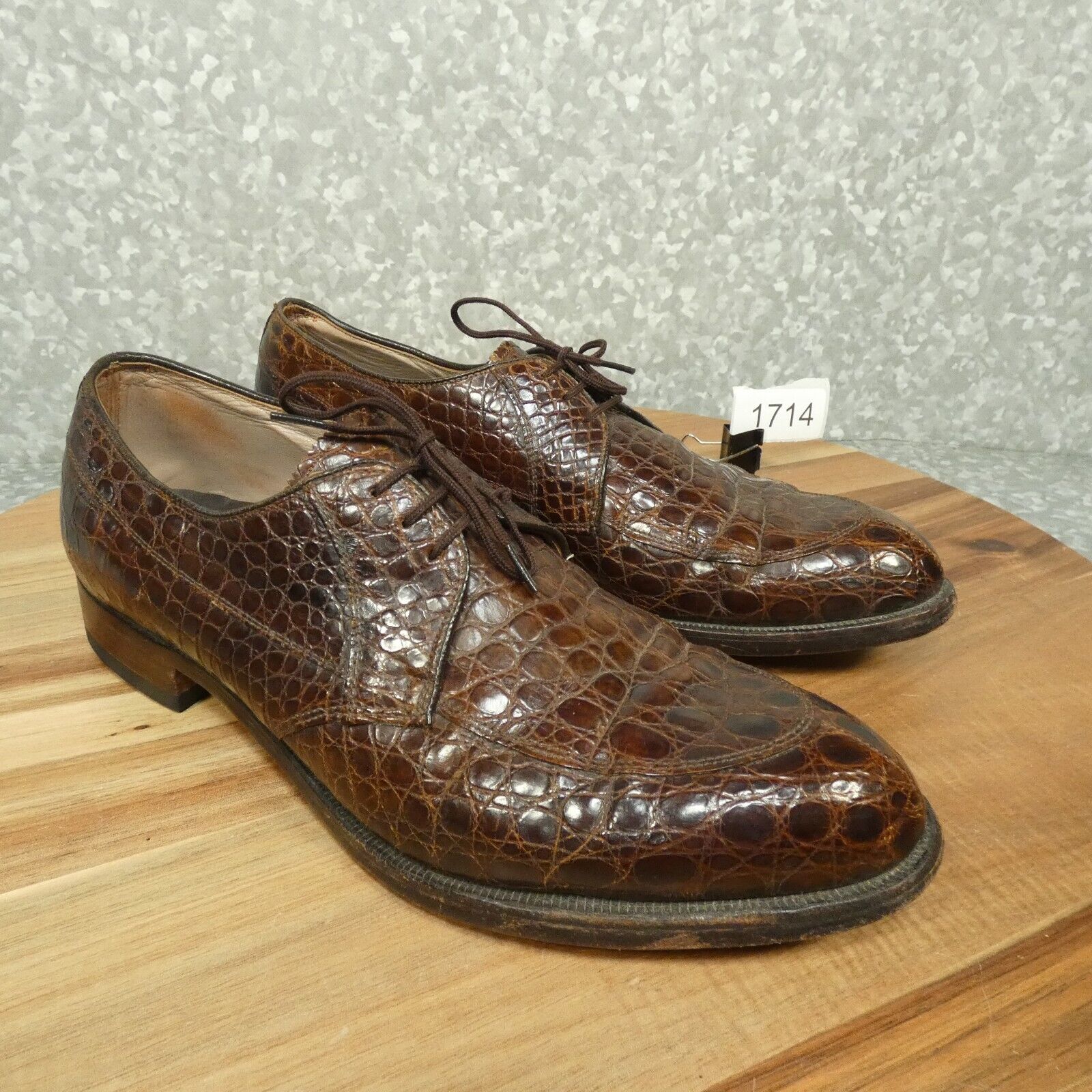 Vintage Nettleton Shoes Mens 9.5 A/C Brown Alligator Cap Toe Lace Up