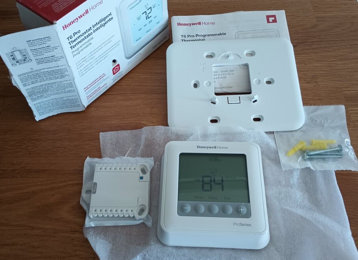 Honeywell T6 Pro TH6220U2000 Home Pro Series Programmable Thermostat with Mount