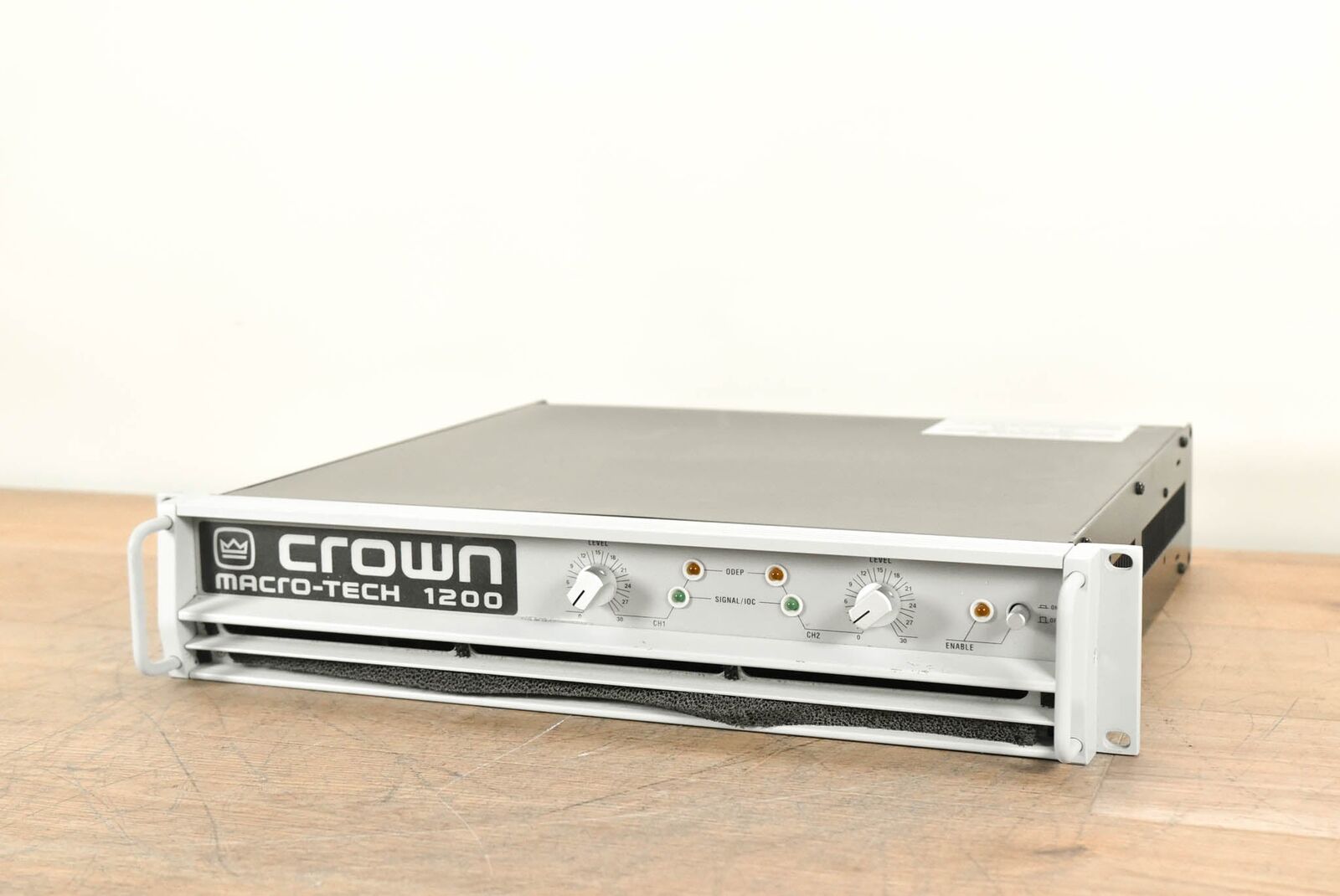 Crown Macro-Tech 1200 2-Channel Power Amplifier CG003DR
