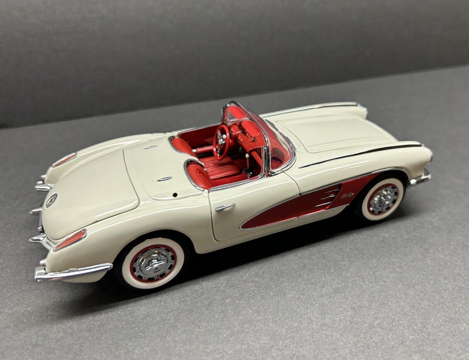RARE Franklin Mint 1960 corvette limited edition diecast 50th Anniversary