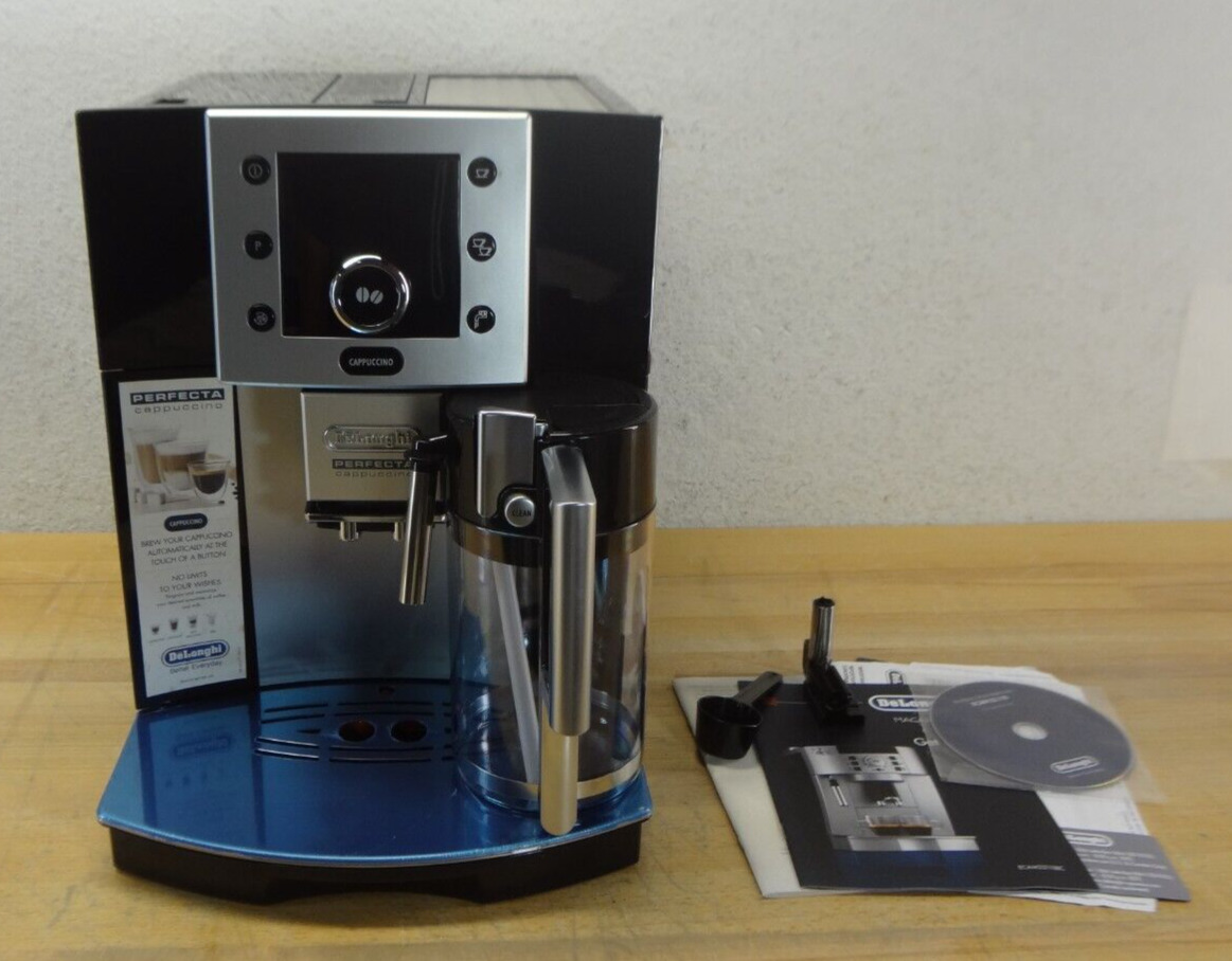 Delonghi ESAM5500B Perfecta Digital Super Automatic Espresso Machine