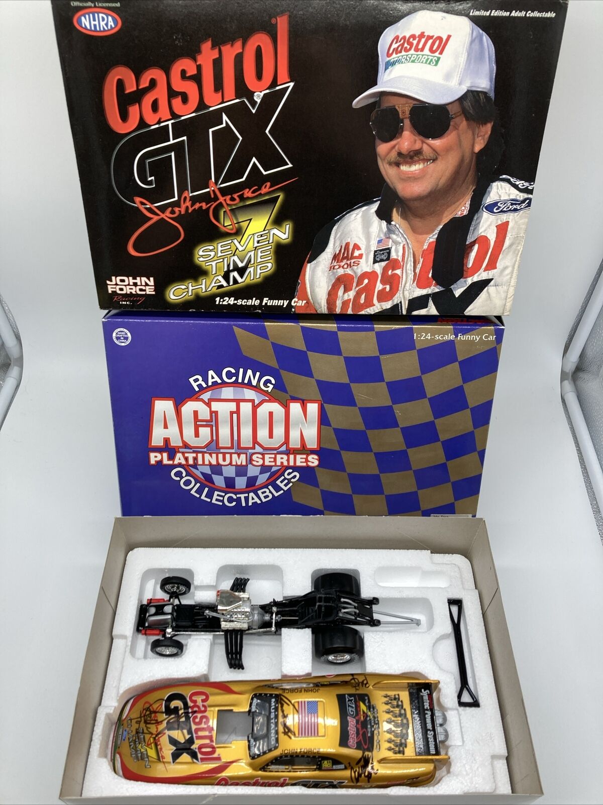 JOHN FORCE CASTROL 7 TIME CHAMPION 1998 ACTION NHRA  1/24 Autographed/Signed