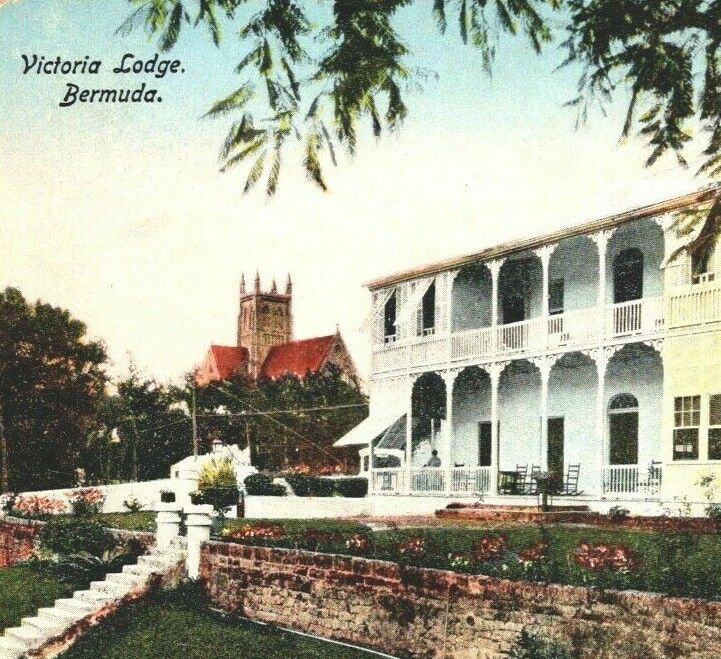 Postcard Victoria Lodge Bermuda divided back unposted Rutherrford 