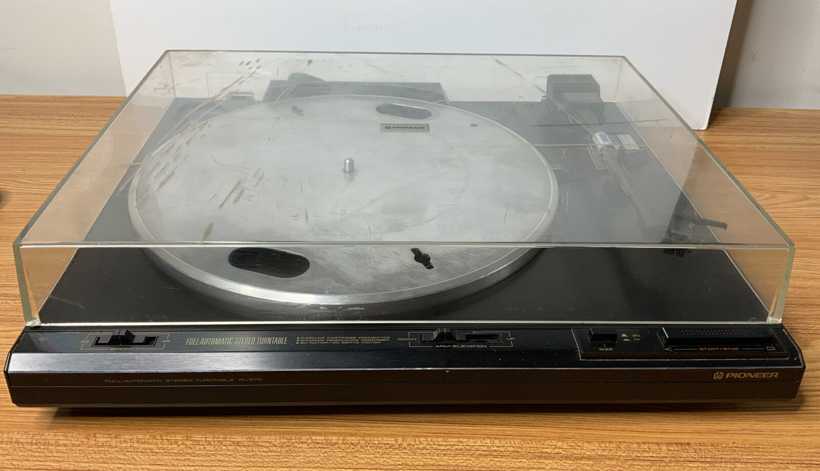 Pioneer STEREO TURNTABLE #PL-570 FULL-AUTOMATIC (no Stylus / cartridge) READ