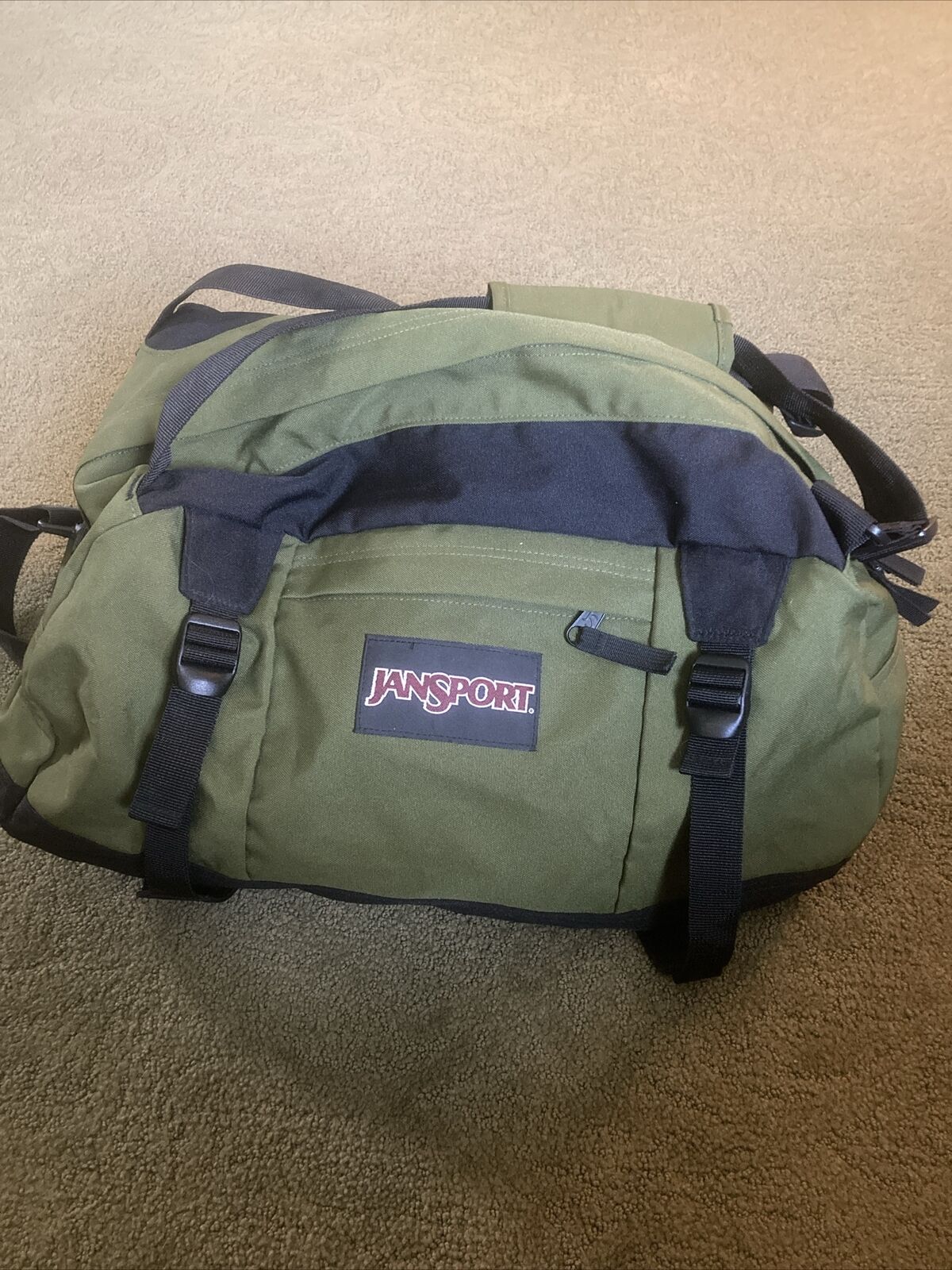 Vintage Jansport 90’s? Olive Green Nylon Large Duffel Bag Made In USA — Perfect