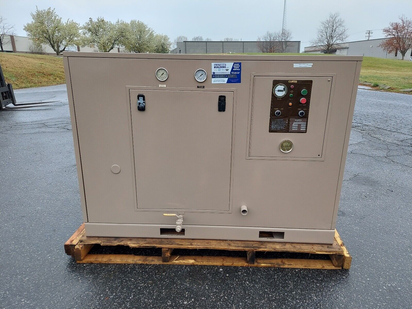 USED 25-HP CURTIS ROTARY CL25 SS ENCLOSED WITH MANUAL CONTROLS