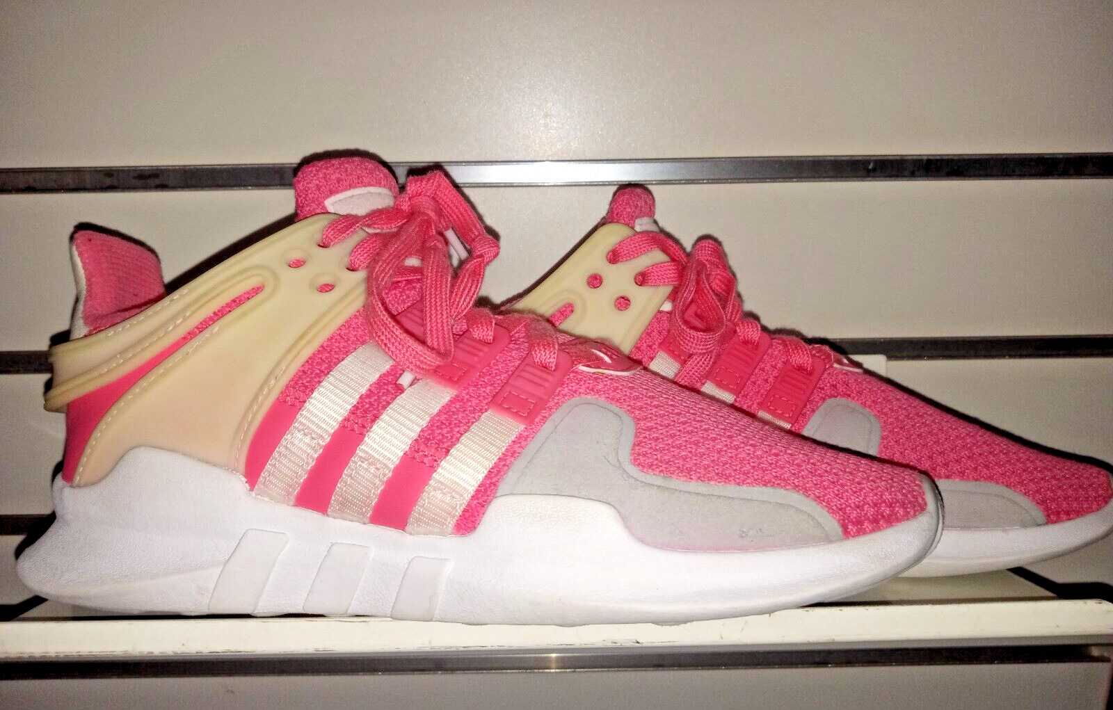 ✨ Adidas Women\'s Girls Teen Pink and White EQT ADV 91-16 Sneakers Size 4.5 ✨
