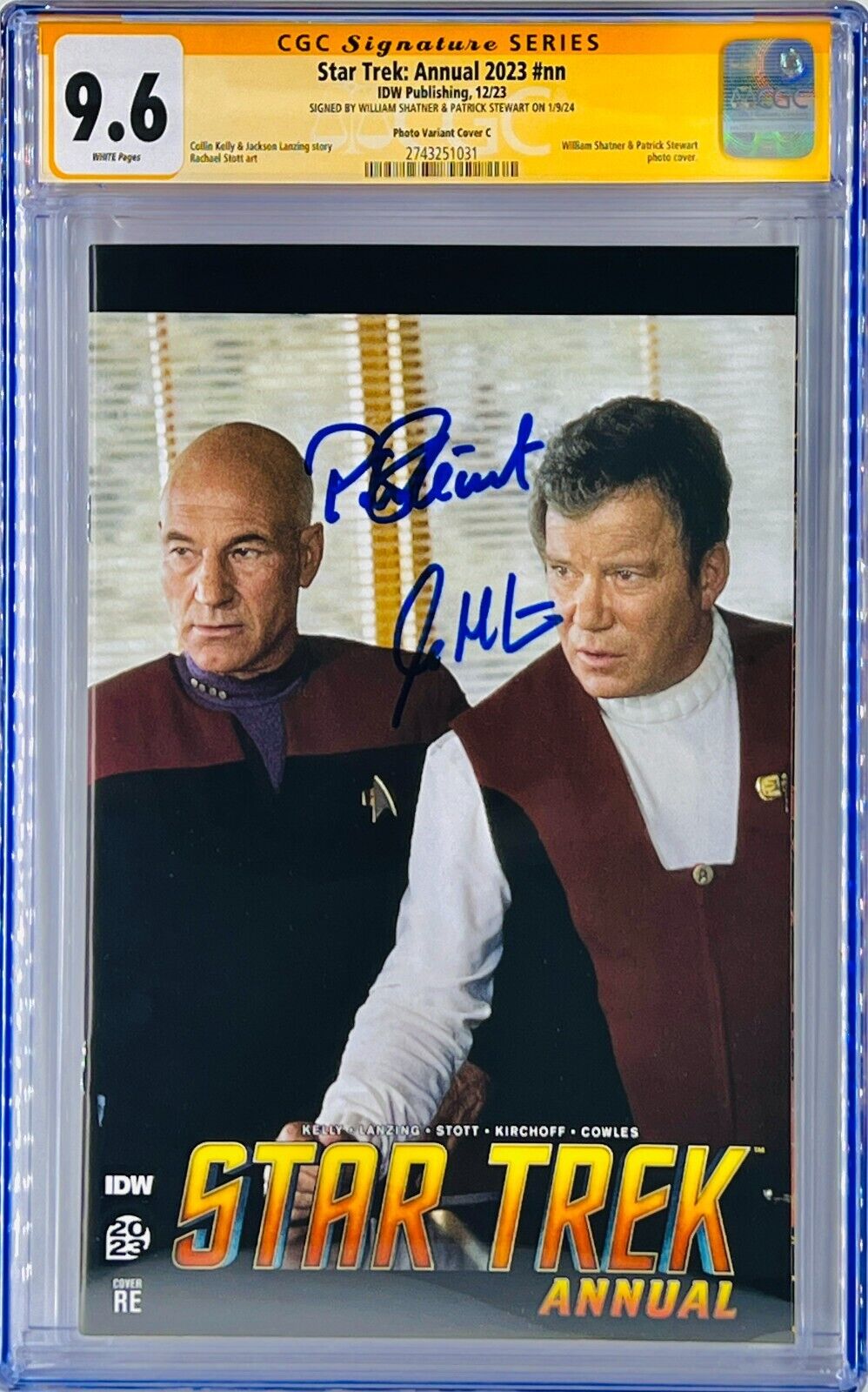 William Shatner Patrick Stewart Signed Photo Cover CGC SS Graded 9.6 Star Trek