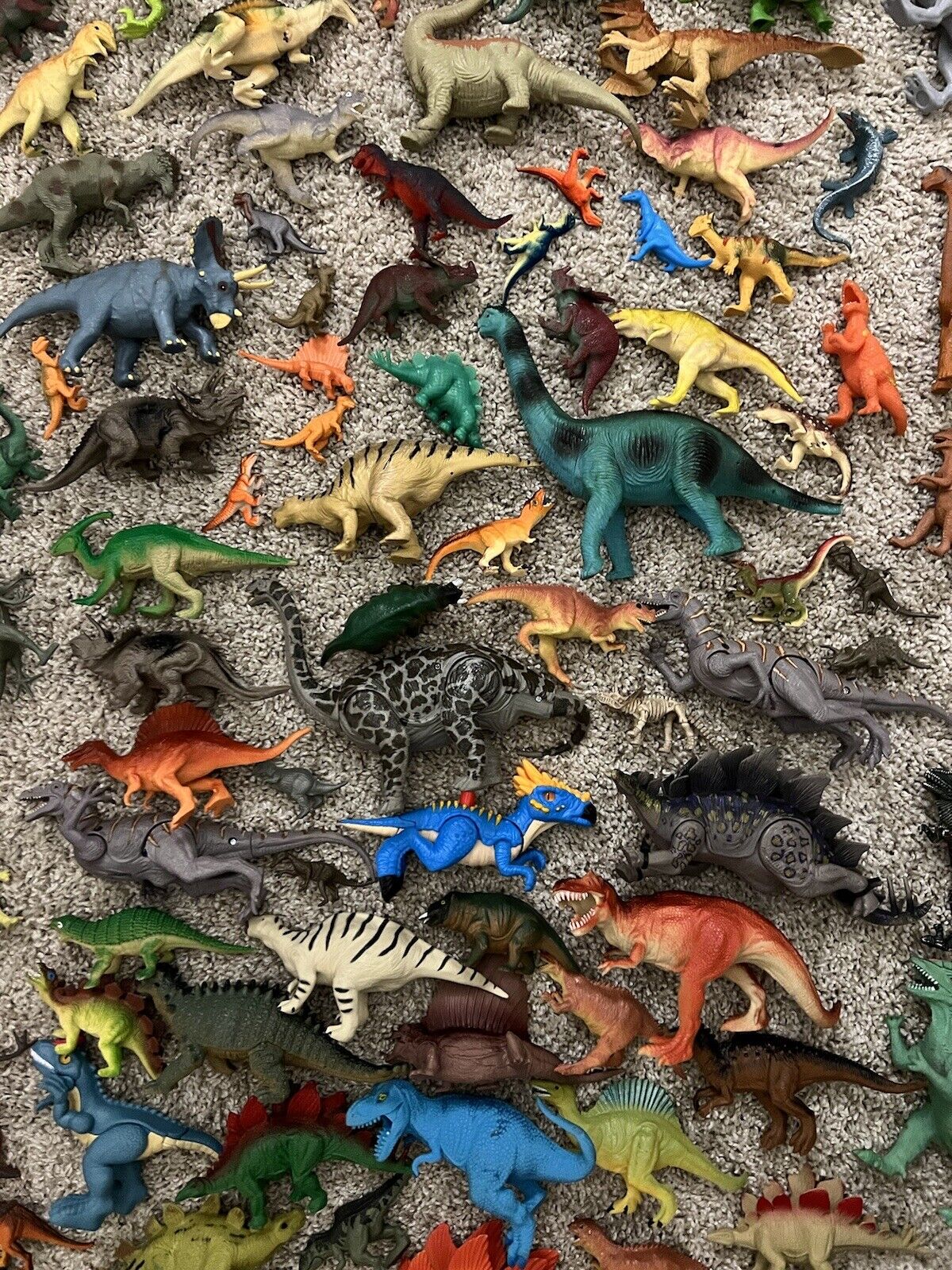 Lot Of 90+ Rare Vintage Assorted Dinosaur Toys  80s 90s 00s Toys-R-us, Jurassic+
