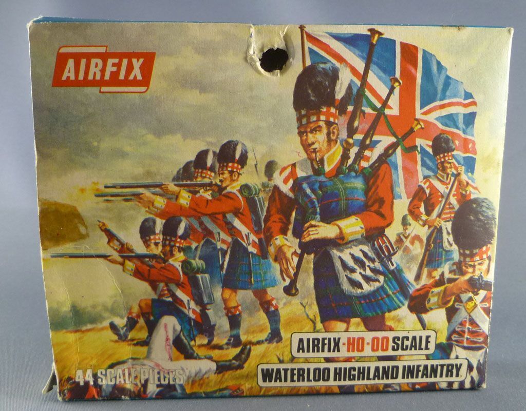 Airfix 72° Waterloo English Highlanders Infantry S35 Used in Box Type 2