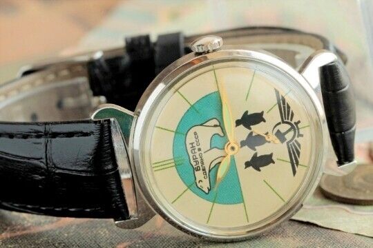 Men\'s vintage wrist watches POBEDA Soviet mechanical watch for men, rare watch